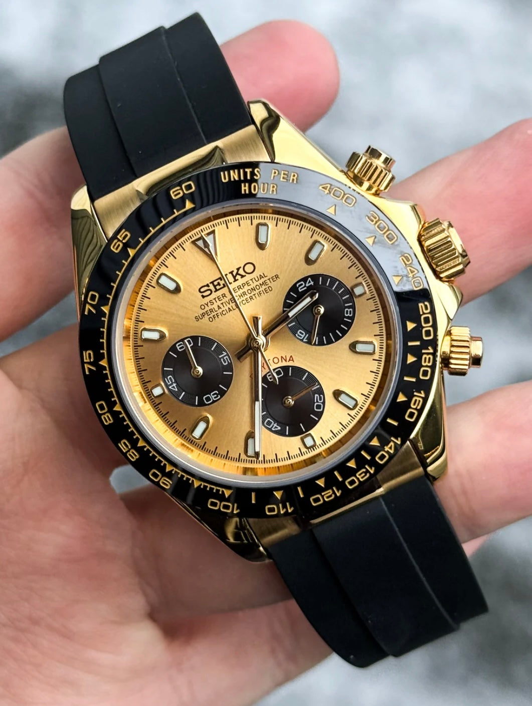 SEIKOTONA GOLD BLACK MEN'S WATCH